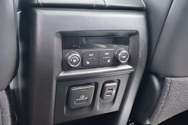 Used 2023 White Chevrolet Premier image 15