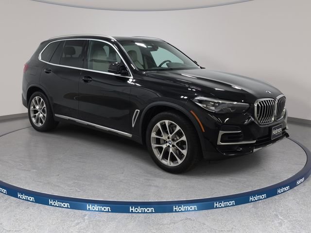 Used 2022 Jet Black BMW xDrive40i image 4