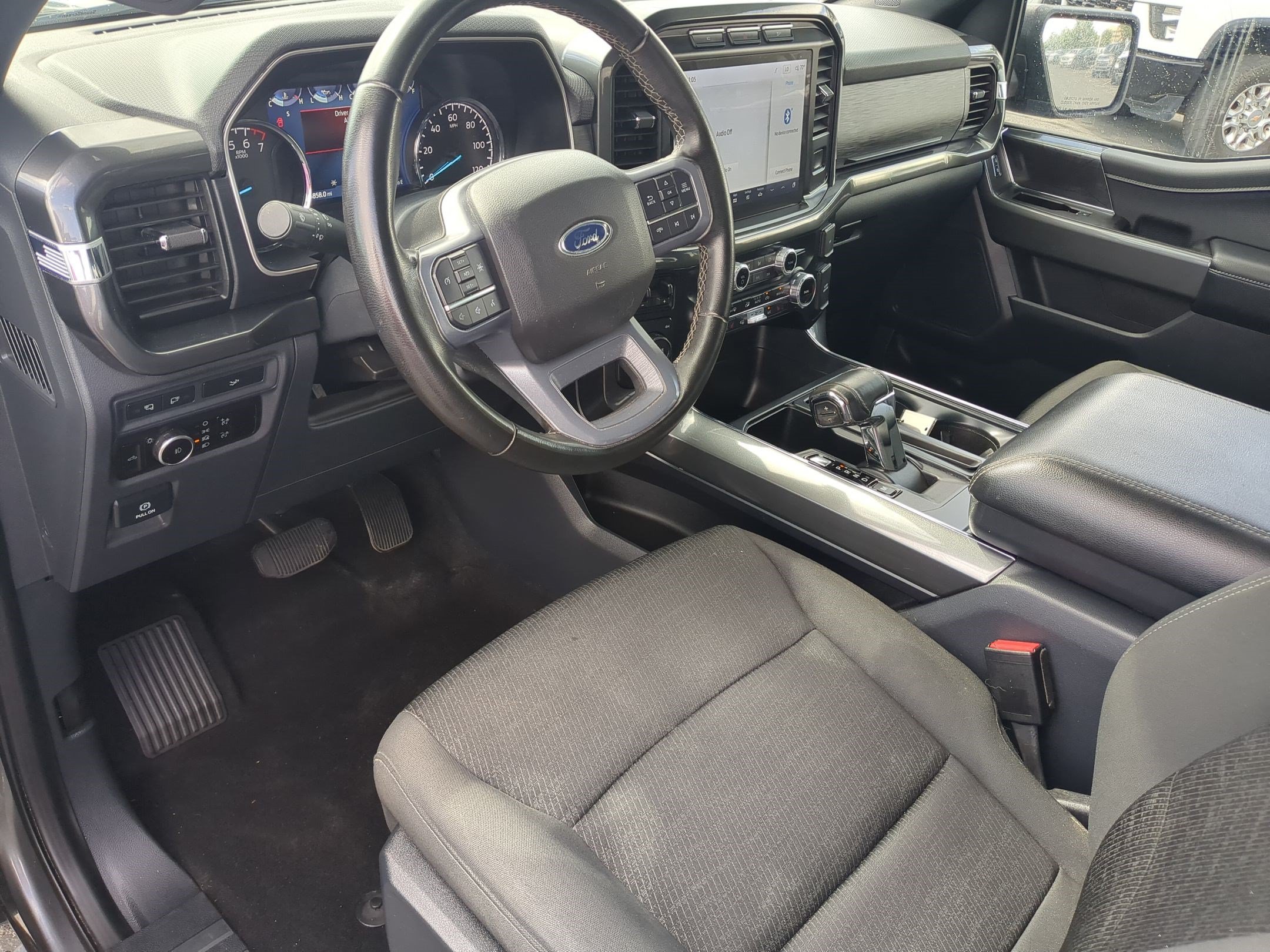 Used 2023 Blue Ford XLT image 14