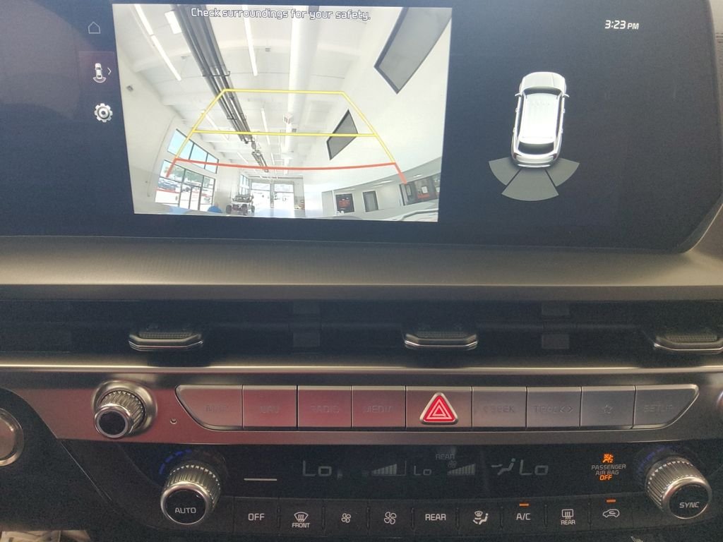 Used 2025 Silver Kia S image 25