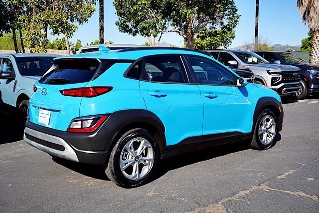 Used 2023 Green Hyundai SEL image 7