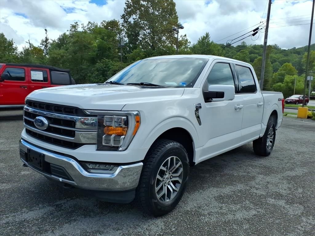 Used 2021 White Ford Lariat image 1