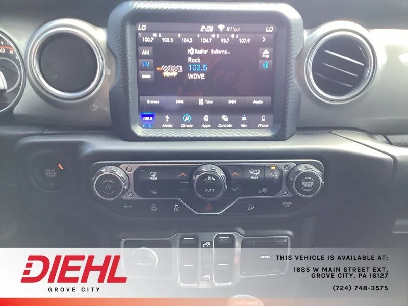 Used 2018 Black Jeep Unlimited Sahara image 20