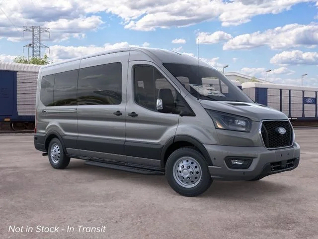 New 2026 Carbonized Gray Metallic Ford XLT image 7
