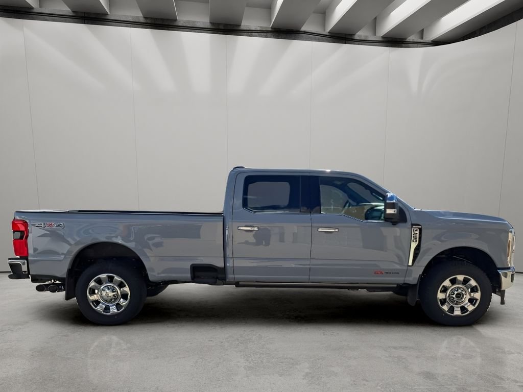 New 2026 Glacier Gray Metallic Tri-Coat Ford F-250® King Ranch® image 6