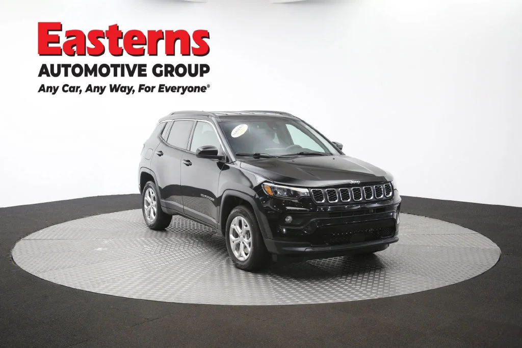 Used 2024 Black Jeep Latitude image 49
