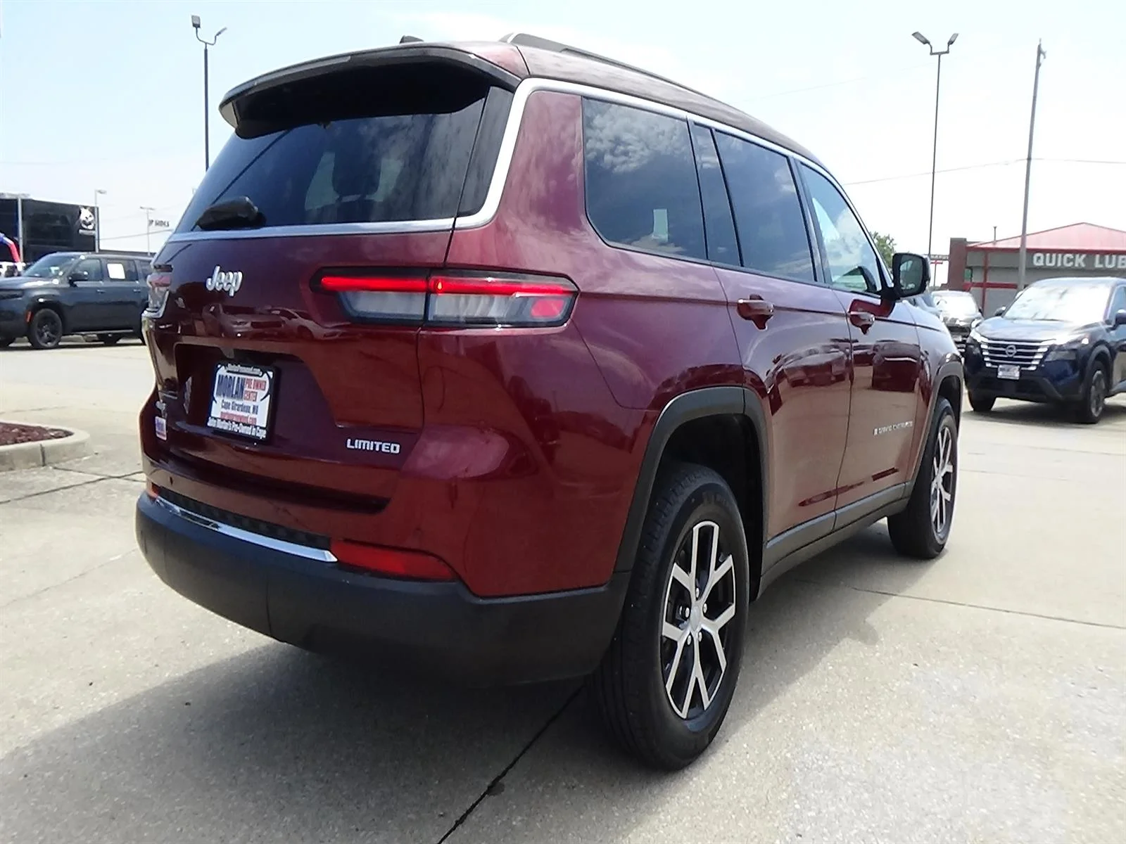 Certified Used 2025 Velvet Red Pearl Coat (prv) Jeep Limited image 6