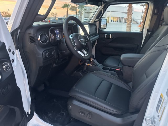 2026 Jeep Wrangler 4-Door Sahara - Photo 21