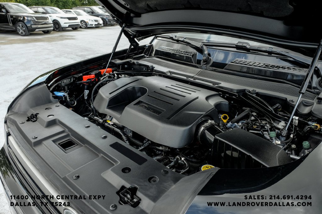Used 2025 Black Land Rover X-Dynamic SE image 58