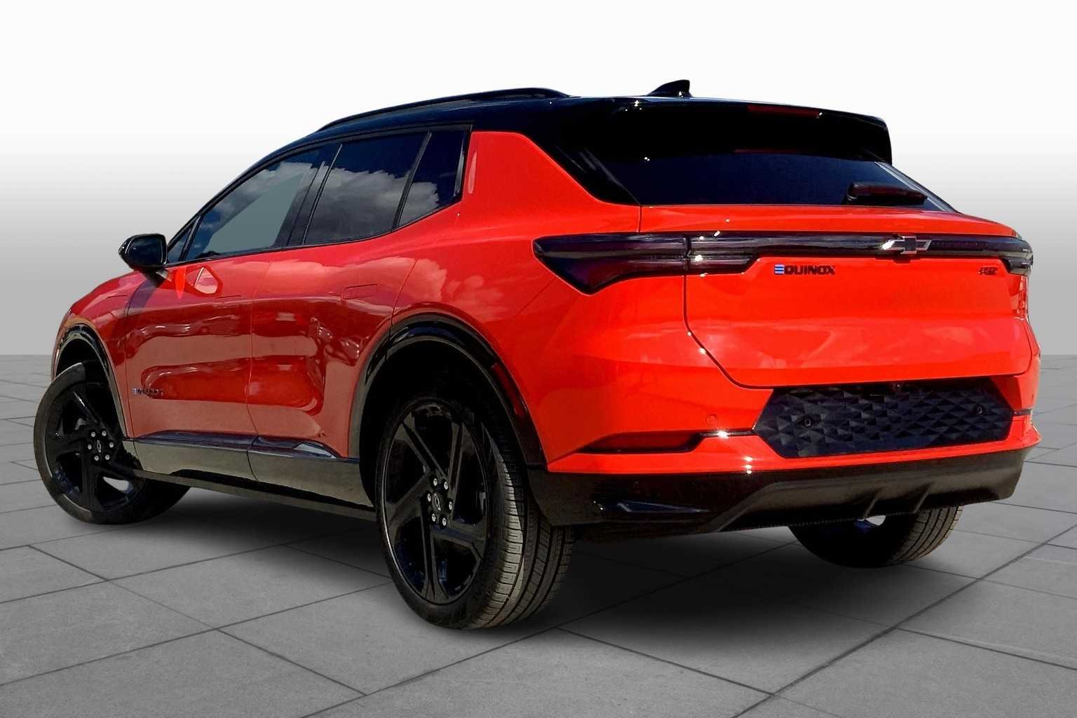 2026 Chevrolet Equinox EV RS - Photo 12