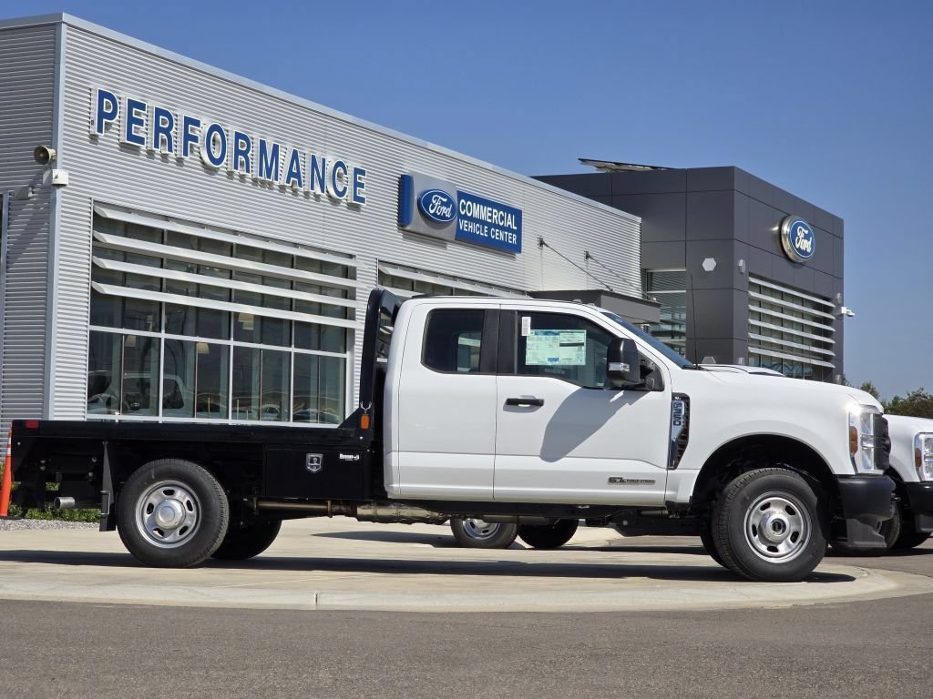 New 2026 Oxford White Ford XL image 27