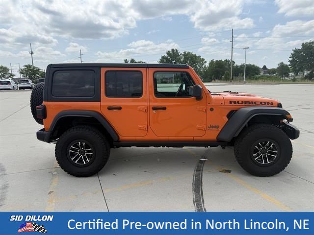 Used 2025  Jeep Rubicon image 3