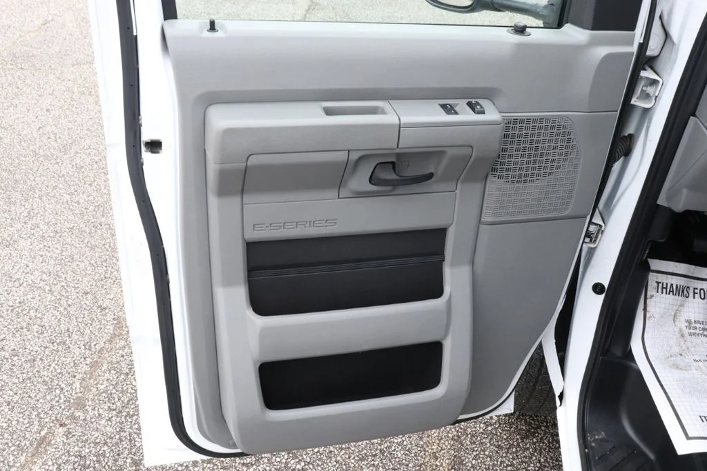 Used 2024 White Ford Base image 27