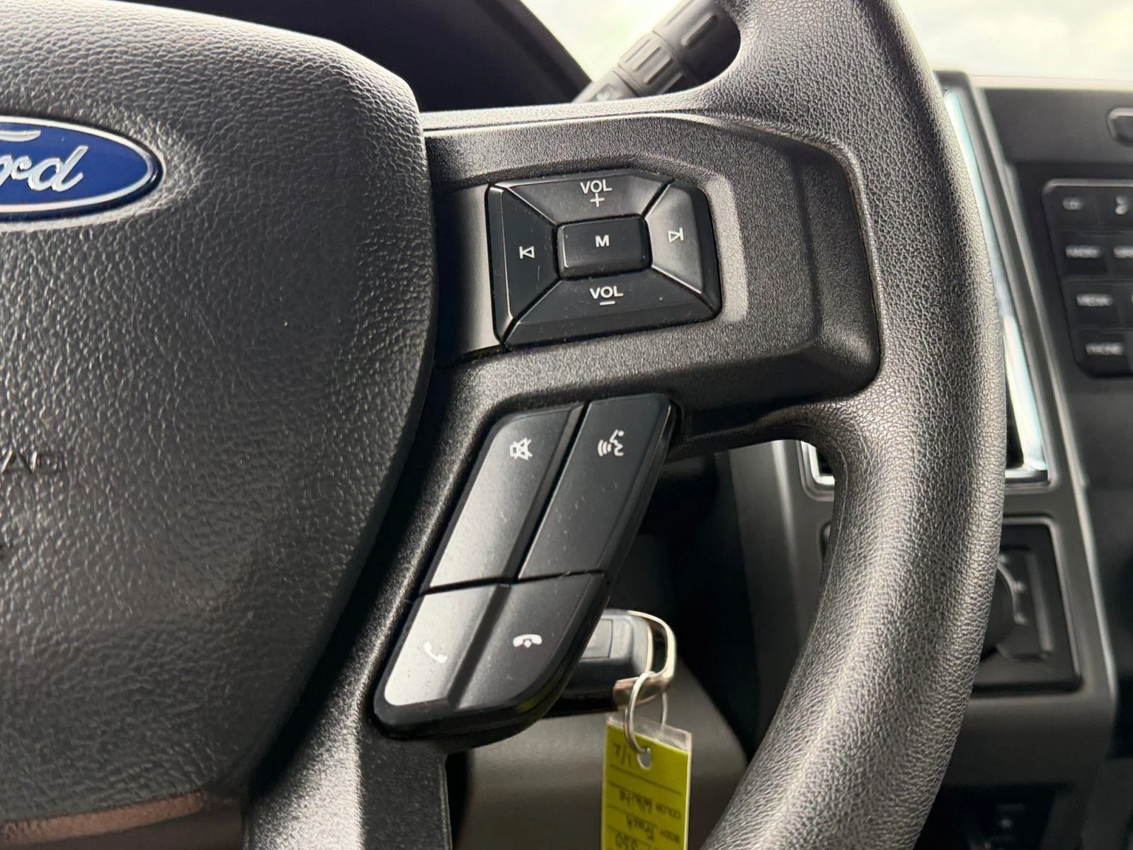 2018 Ford F-350 Super Duty XLT - Photo 27