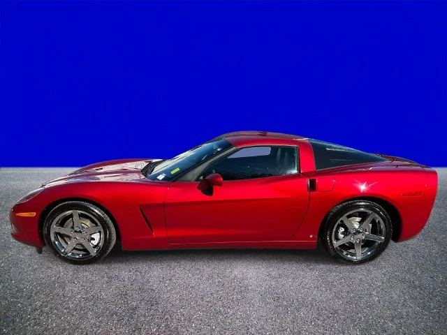 Used 2008 Crystal Red Metallic Tintcoat Chevrolet Base image 6