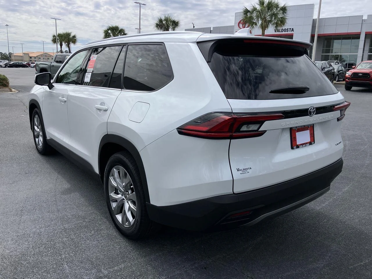 New 2026 Wind Chill Pearl Toyota Limited image 3