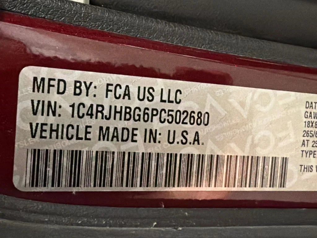 Used 2023 Velvet Red Pearlcoat Jeep Limited image 43