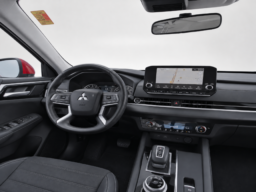 Used 2024 Red Mitsubishi SE image 37