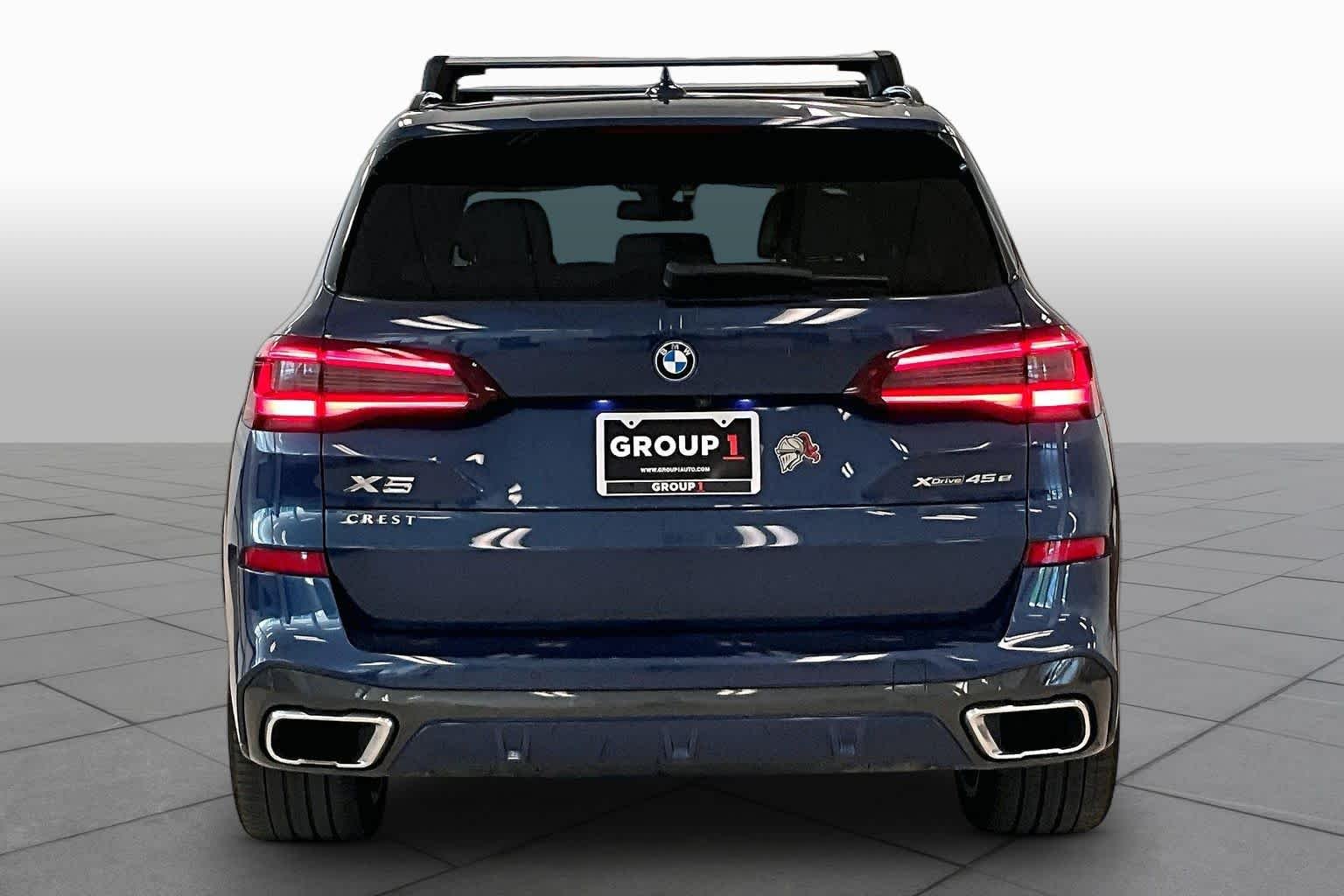 Used 2022 Phytonic Blue Metallic BMW xDrive45e image 4