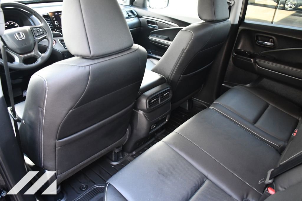Used 2025 Black Honda RTL image 24