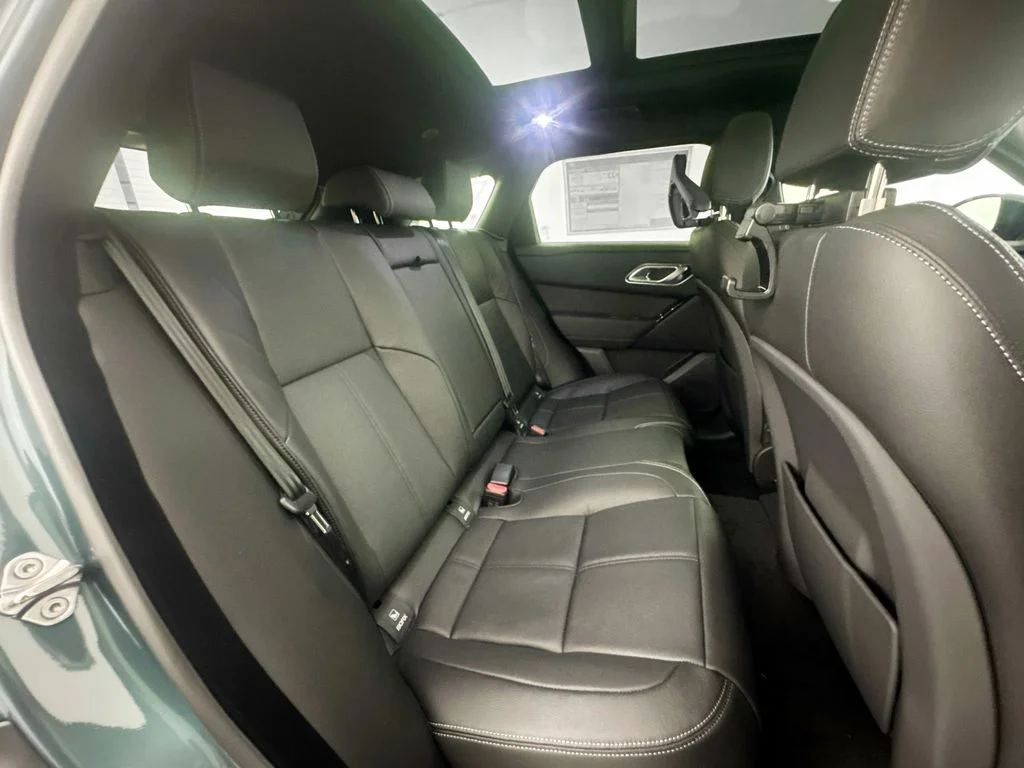 New 2026 Giola Green Land Rover Belgravia Edition image 28