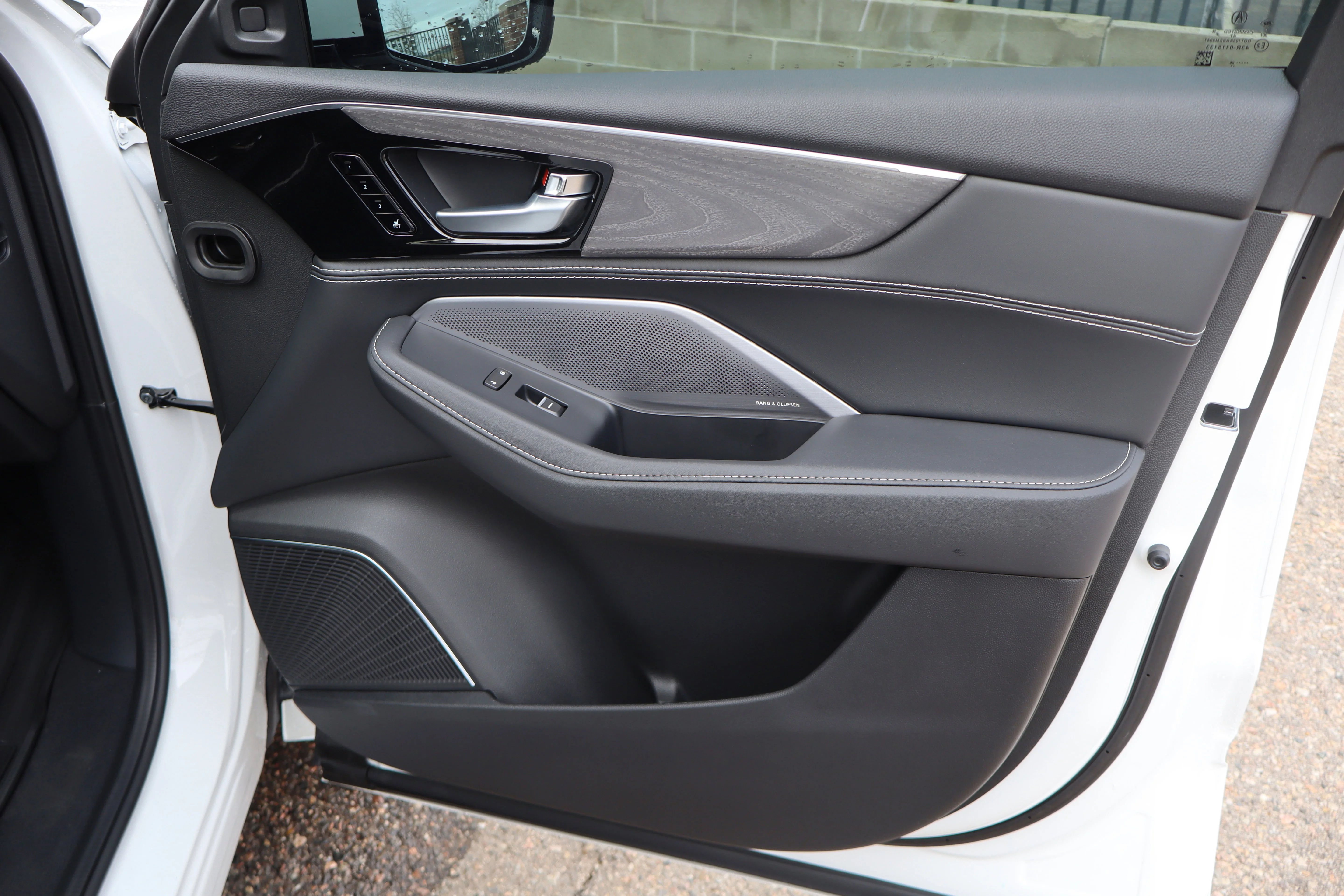 New 2026 Platinum White Pearl Acura w/Advance Package image 35