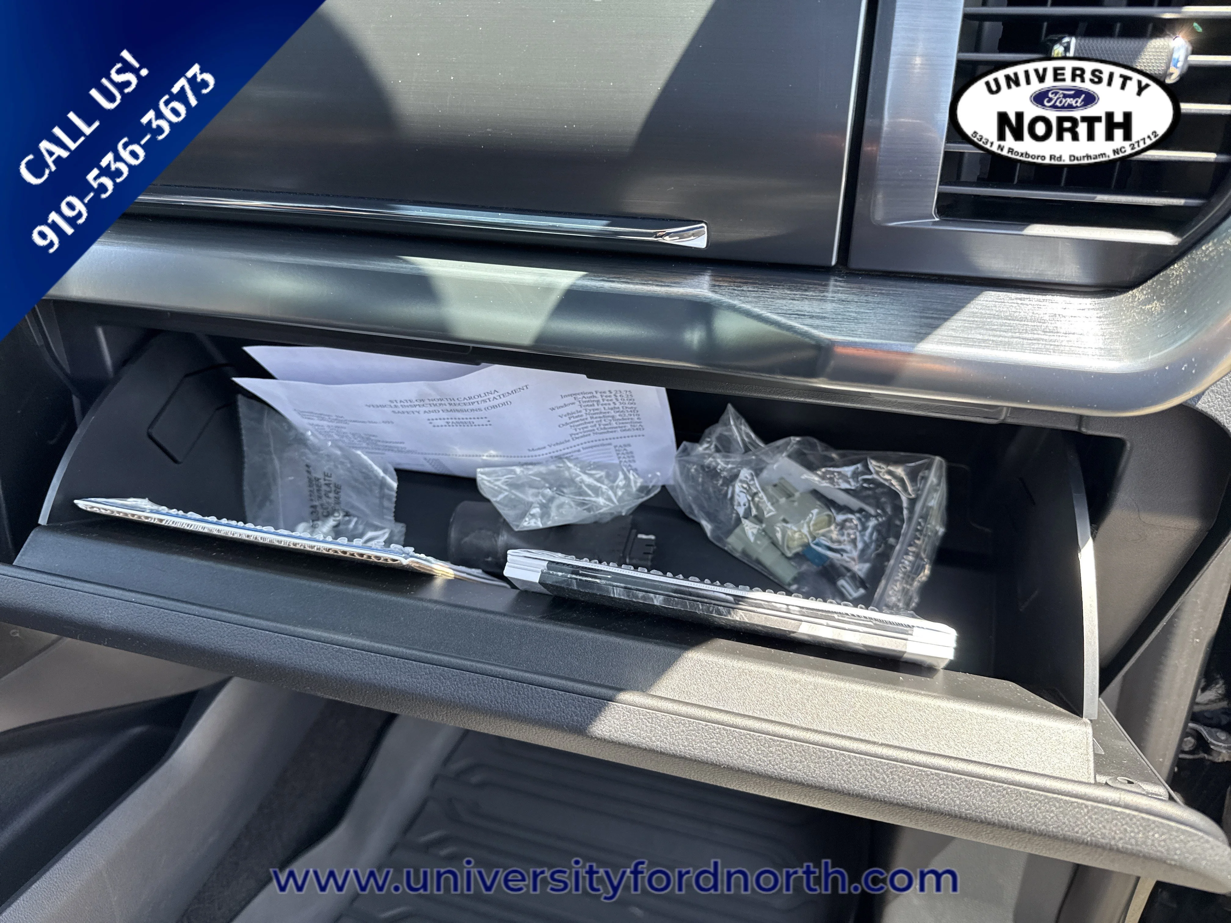 Used 2022 Agate Black Metallic Ford LARIAT image 49