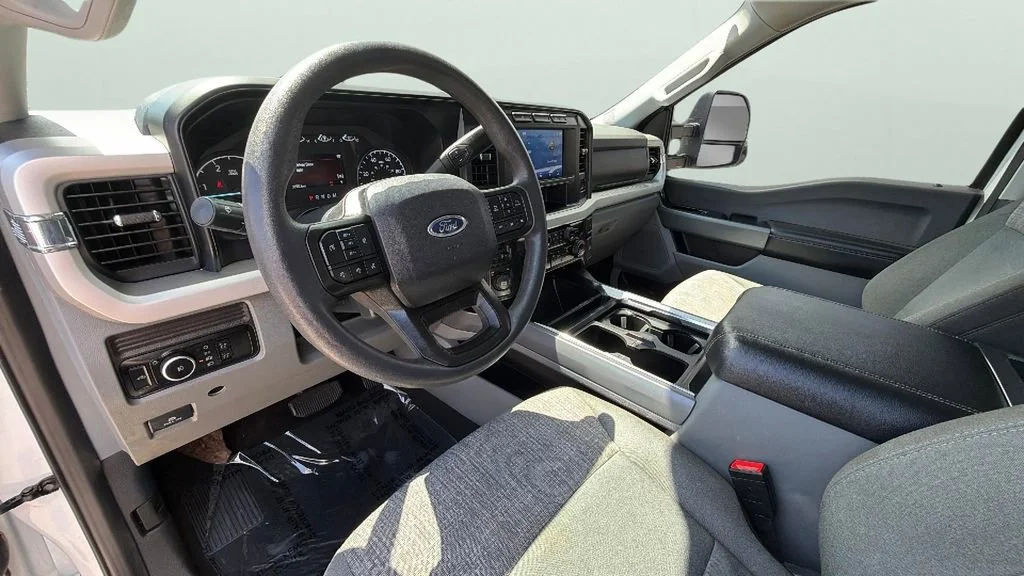 Used 2024 White Ford XLT image 18