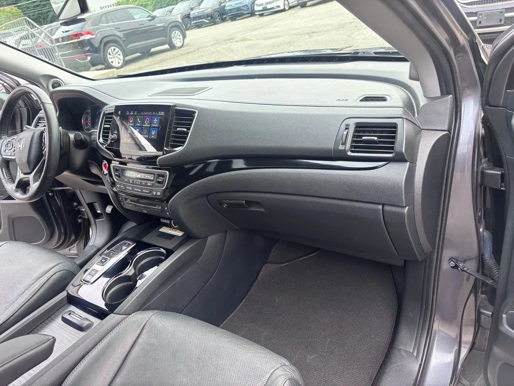 Used 2019  Honda Elite image 33