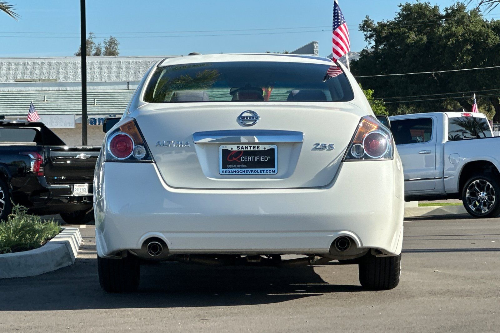 Used 2012 White Nissan 2.5 S image 5