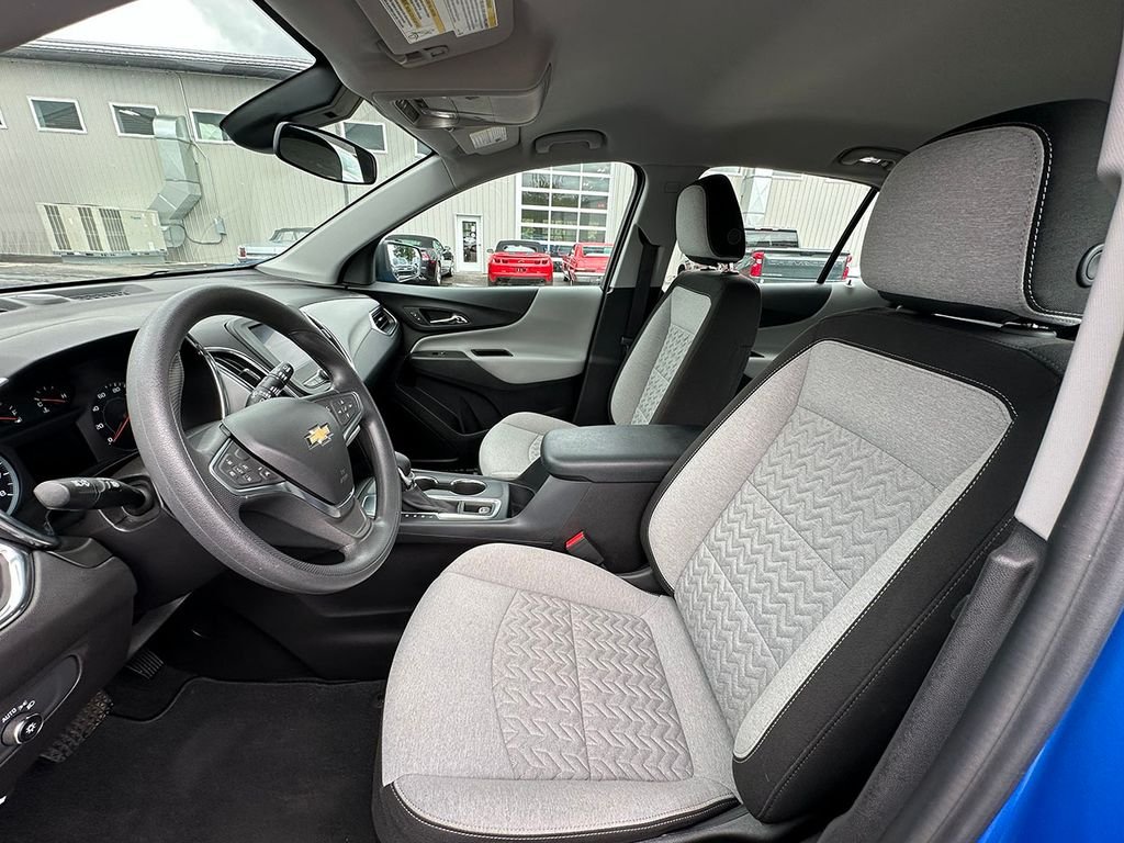 Used 2024 Blue Chevrolet LS image 3