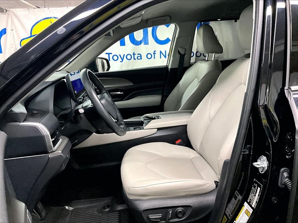 Used 2024 Black Toyota XLE image 10
