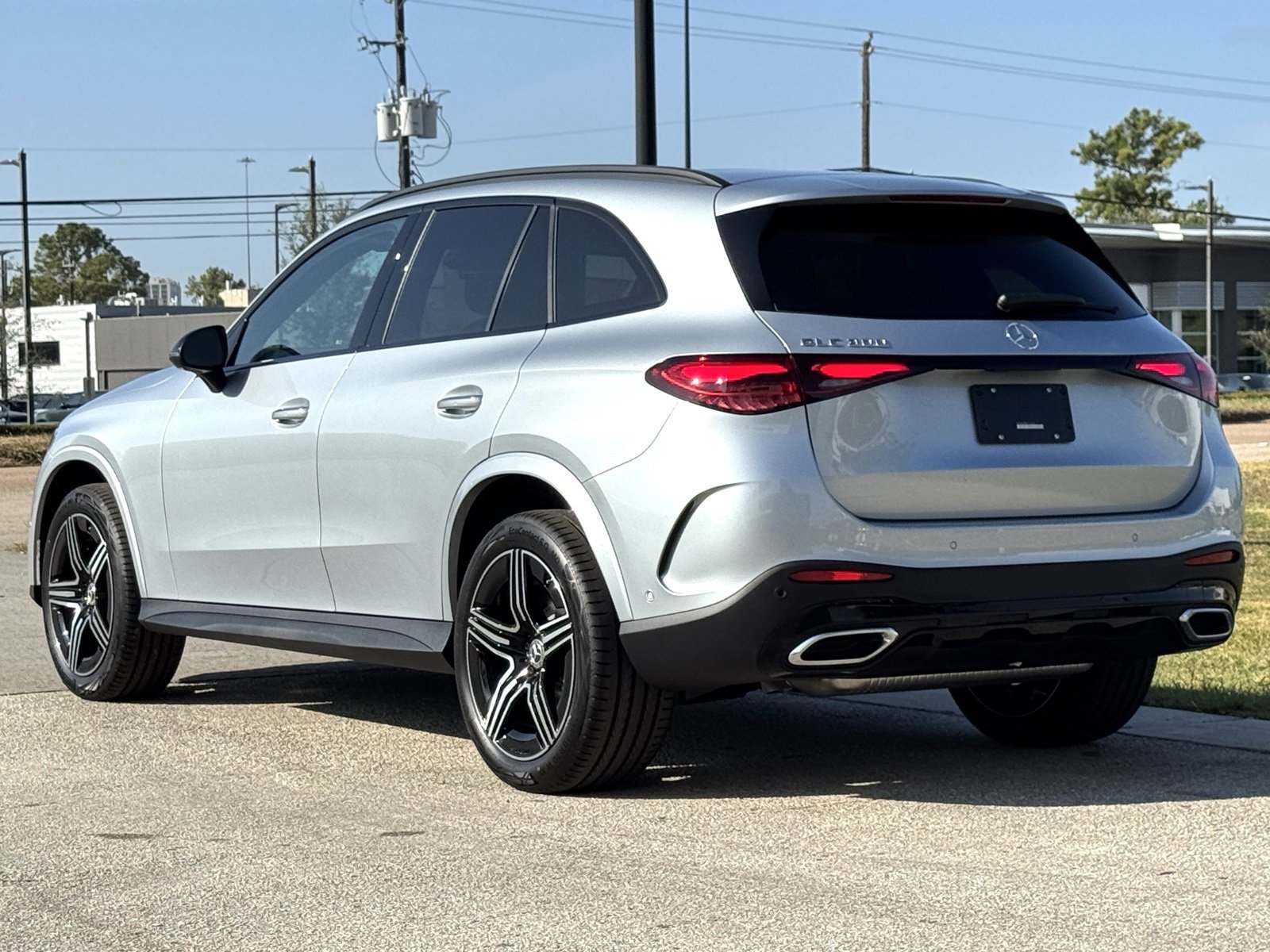 New 2026 Cirrus Silver Metallic Mercedes-Benz GLC 300 image 26