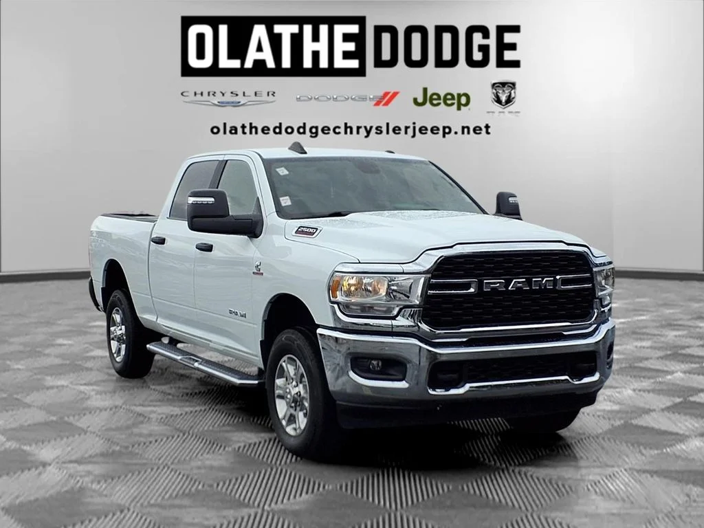 Used 2024 White Ram Big Horn image 30