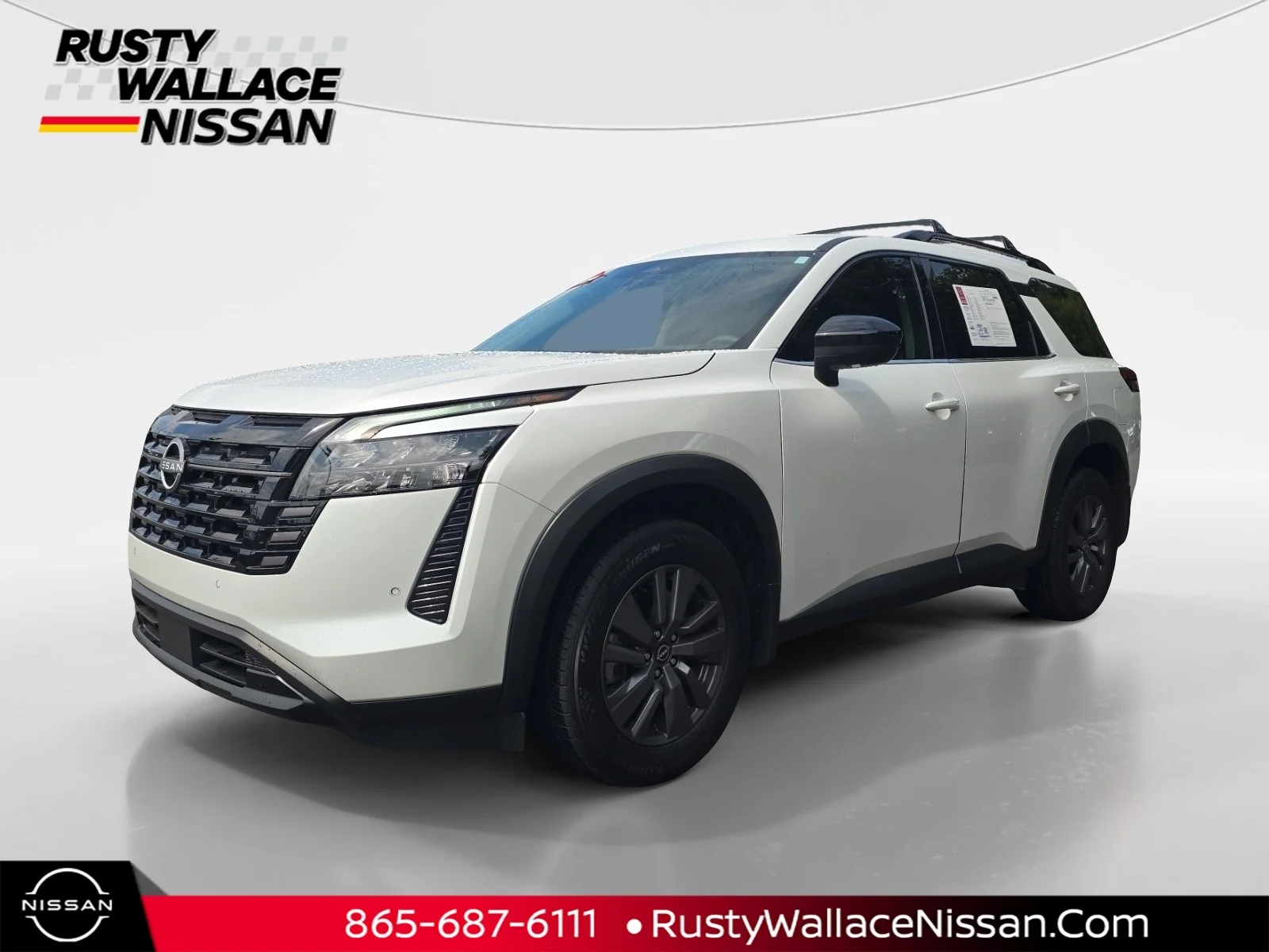 Certified Used 2026 Everest White Pearl Tricoat Nissan SV image 1
