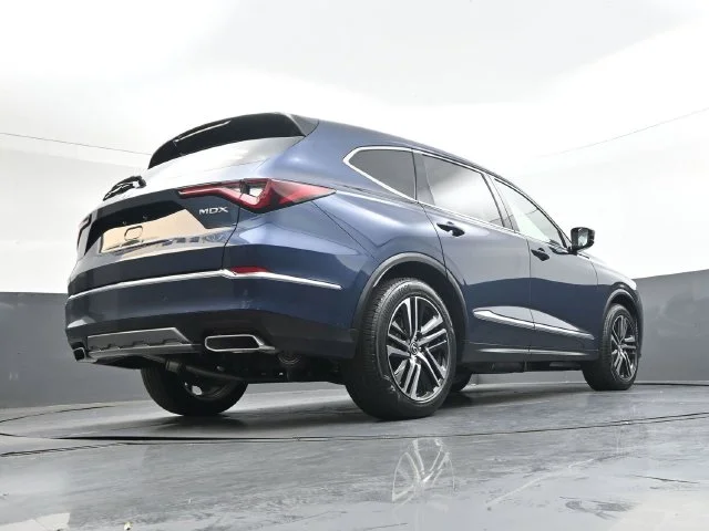 Used 2025  Acura Technology Package image 31