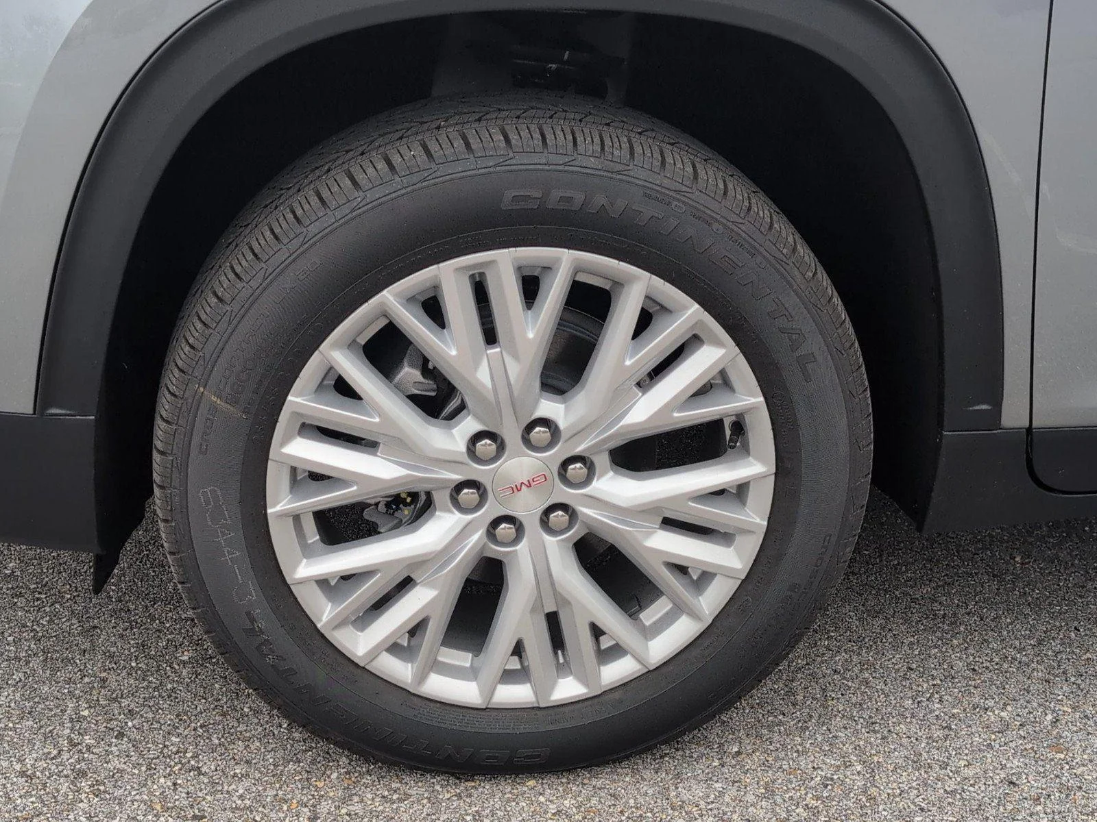 New 2026 Sterling Metallic GMC Elevation image 12