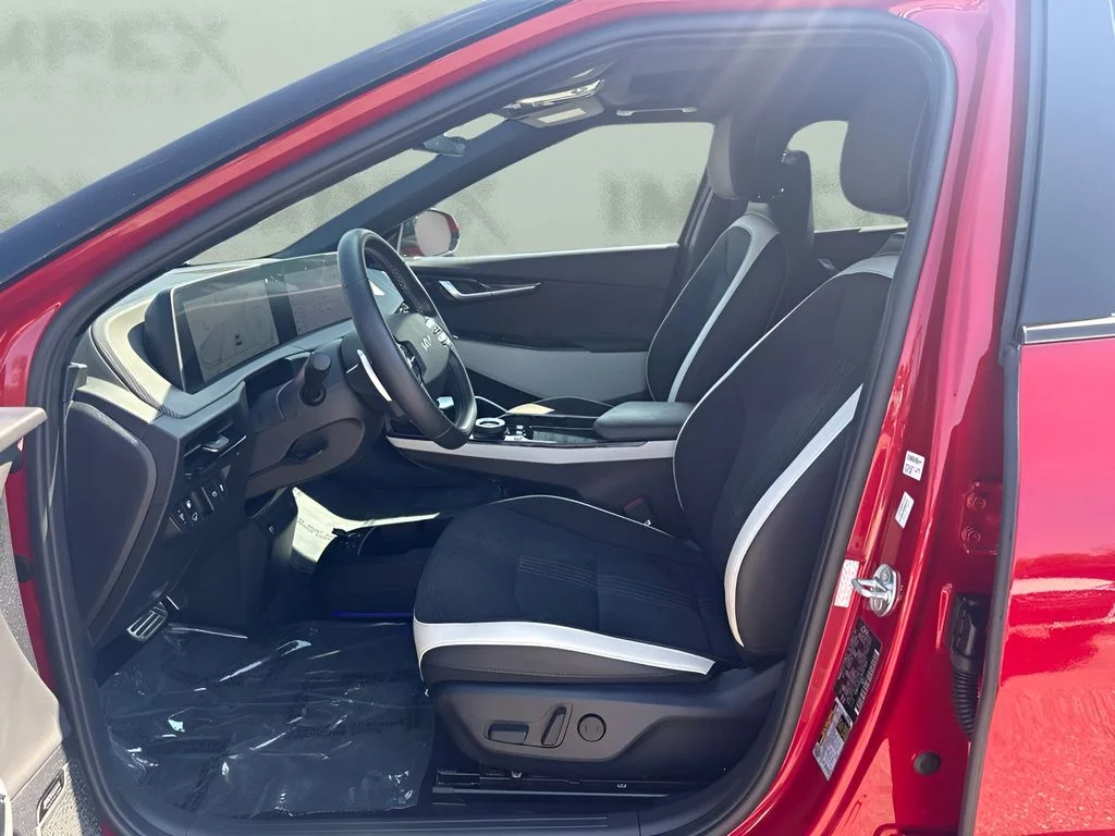 Used 2023 Red Kia GT-Line image 9