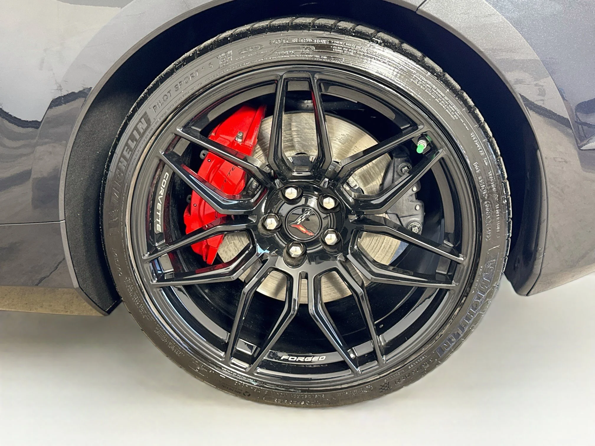 Used 2024 Carbon Flash Metallic Chevrolet 3LZ image 31