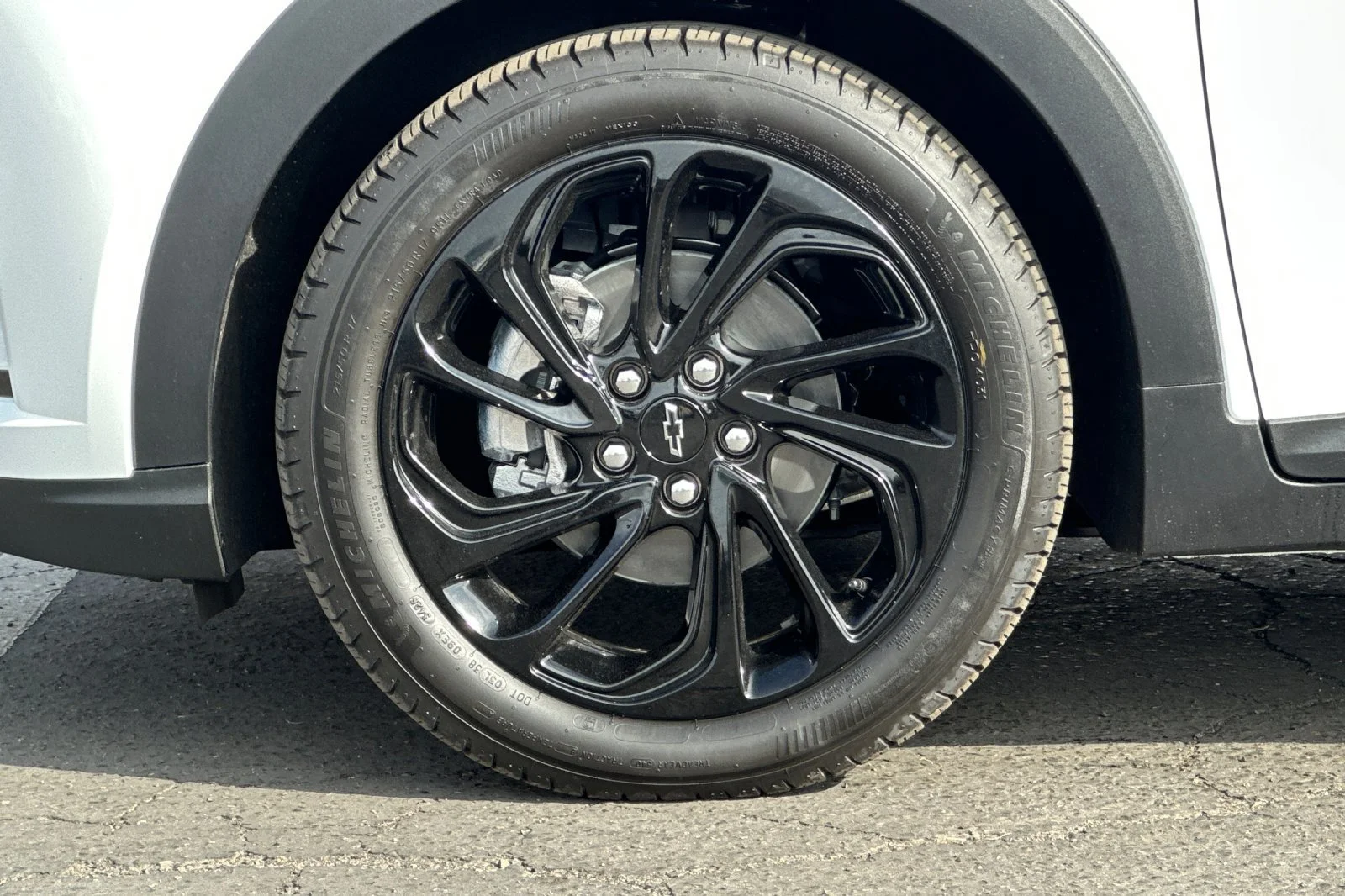 New 2027 Summit White Chevrolet RS image 26