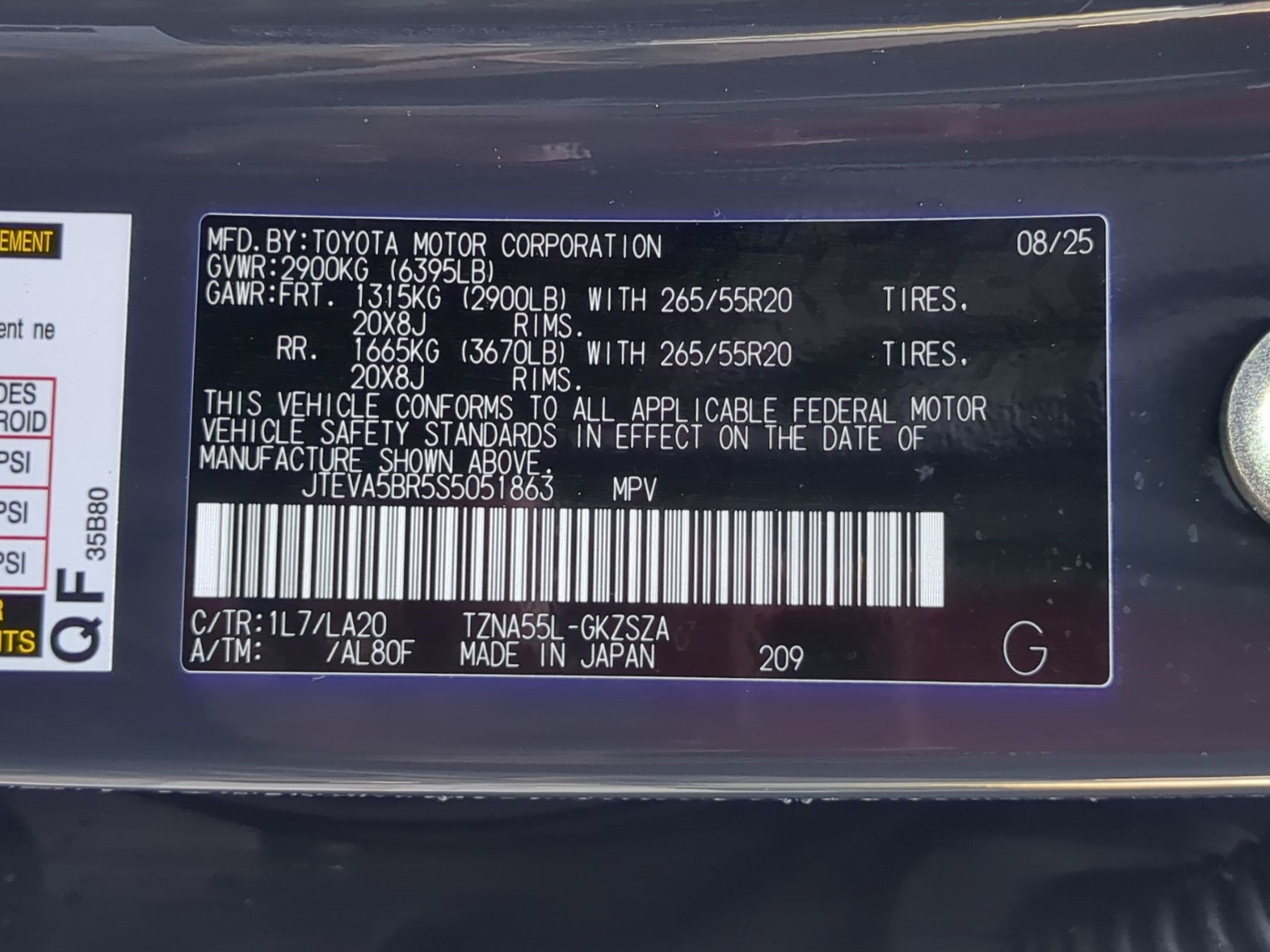 Used 2025 Underground Toyota Limited image 36
