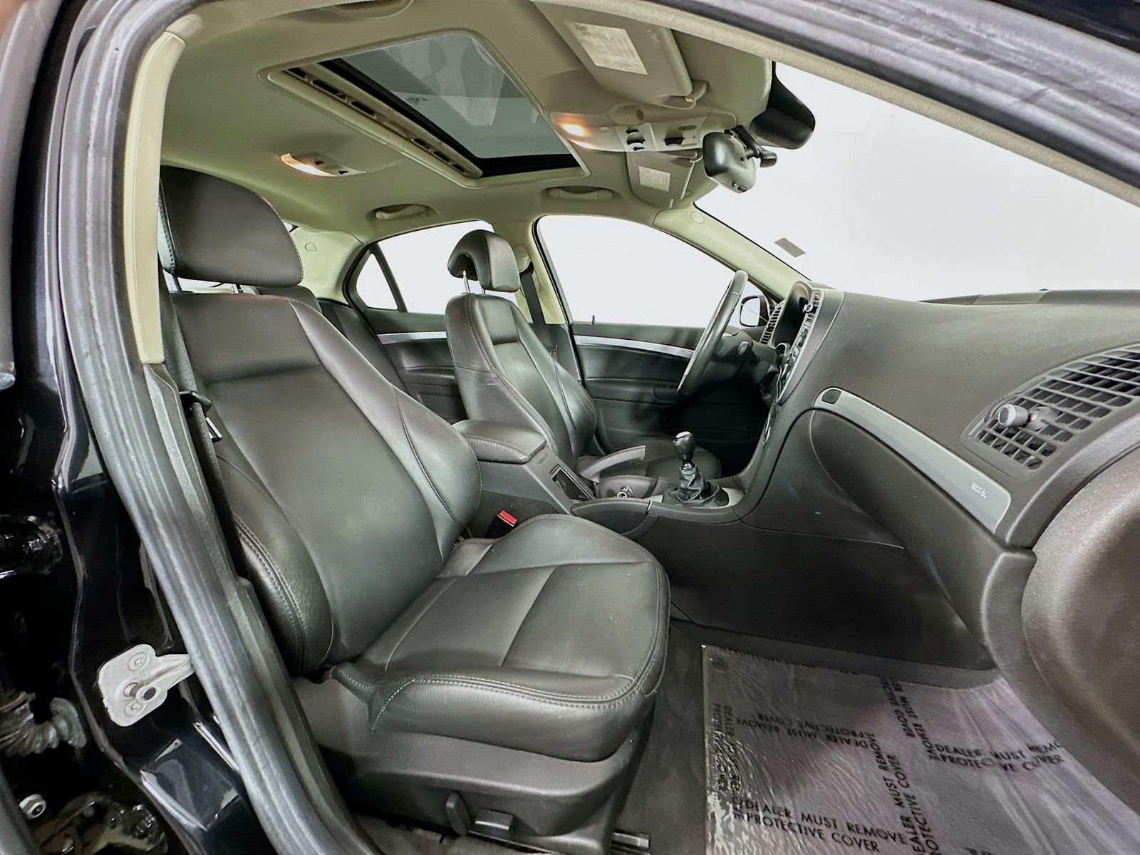 Used 2008 Jet Black Metallic Saab Aero image 28