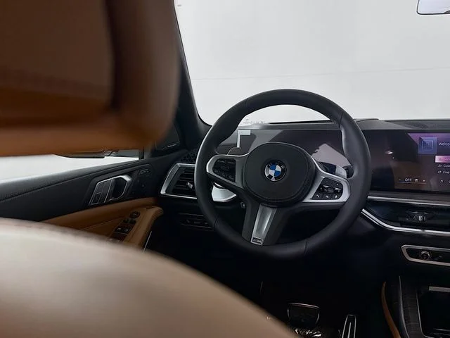 New 2026 White BMW xDrive40i image 11
