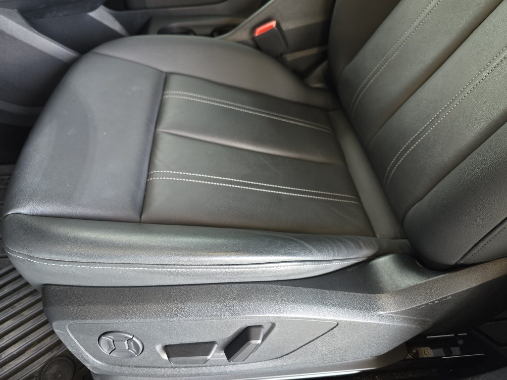 Used 2024 White Audi Premium Plus image 31