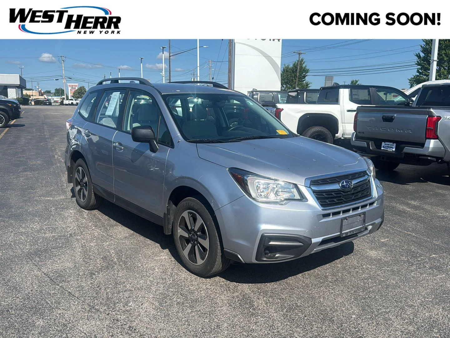 Used 2018 Ice Silver Metallic Subaru 2.5i image 1
