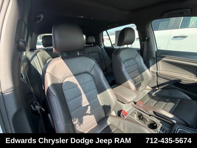 Used 2020 Silver Volkswagen 2.0T SE image 27