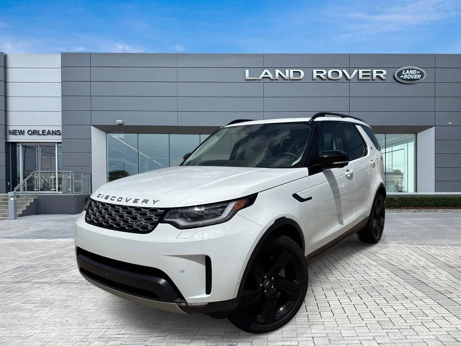 2025 Land Rover Discovery S