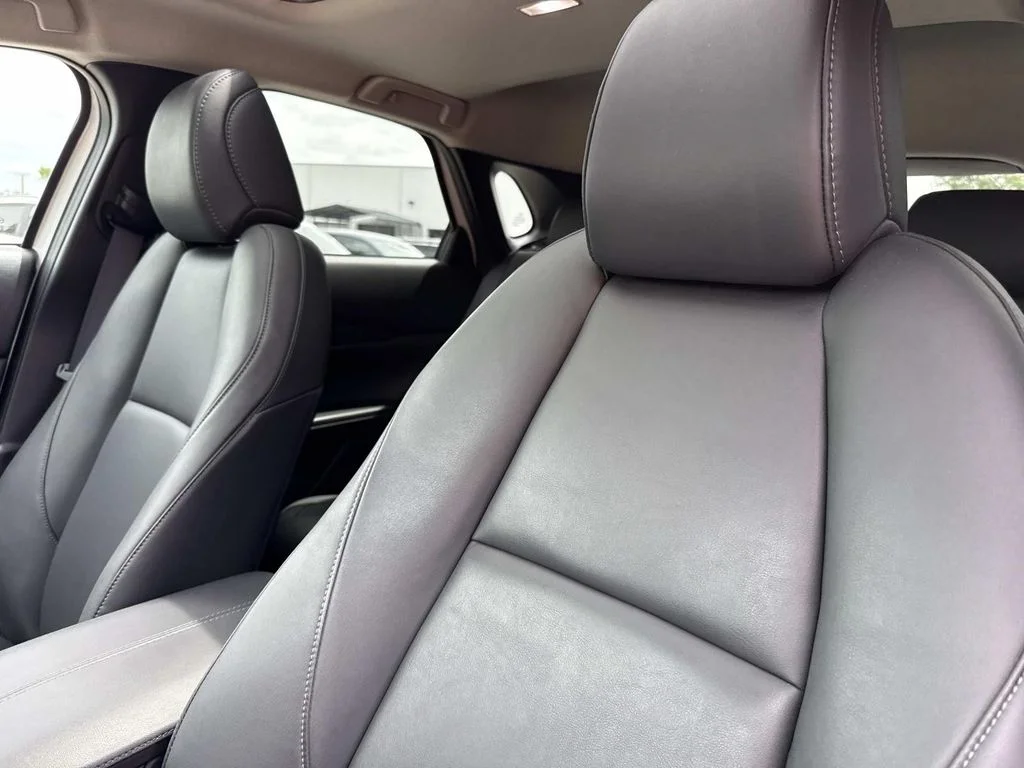 Certified Used 2024 White Mazda 2.5 S Preferred Package image 28
