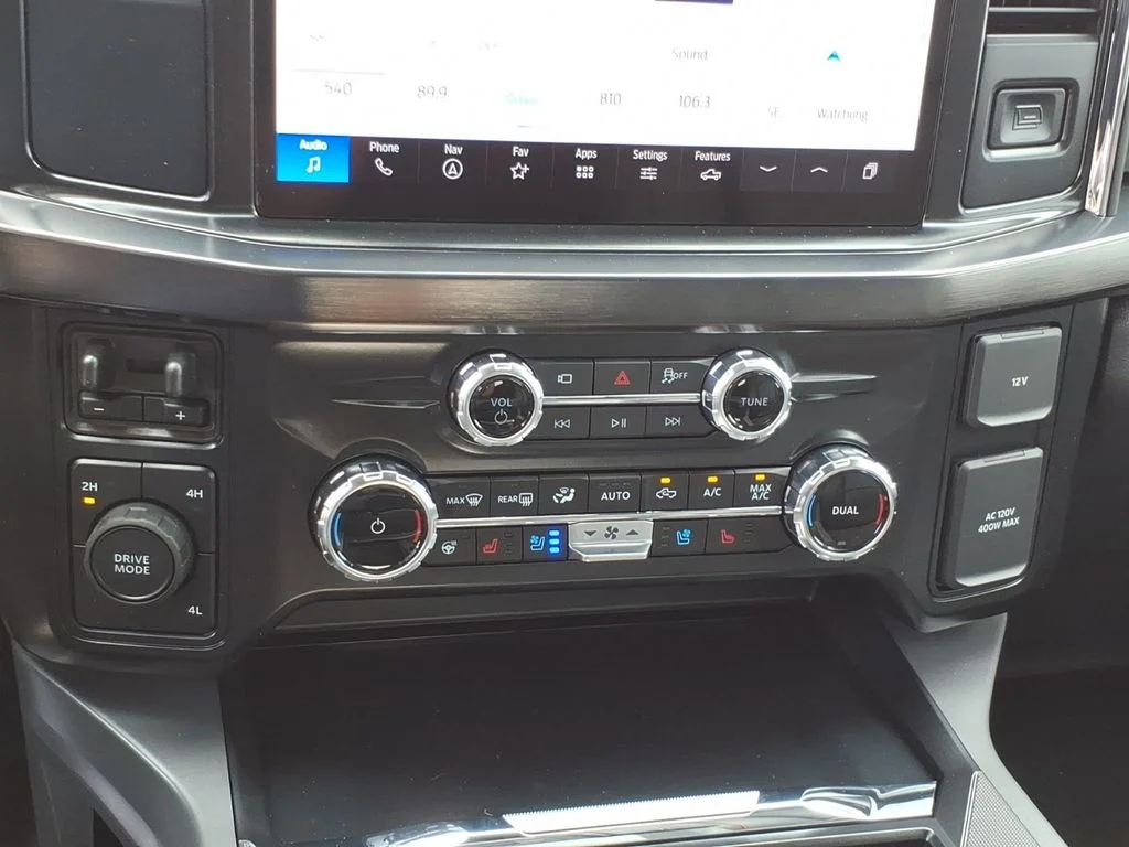 New 2026 Agate Black Metallic Ford F-250® Lariat® image 20