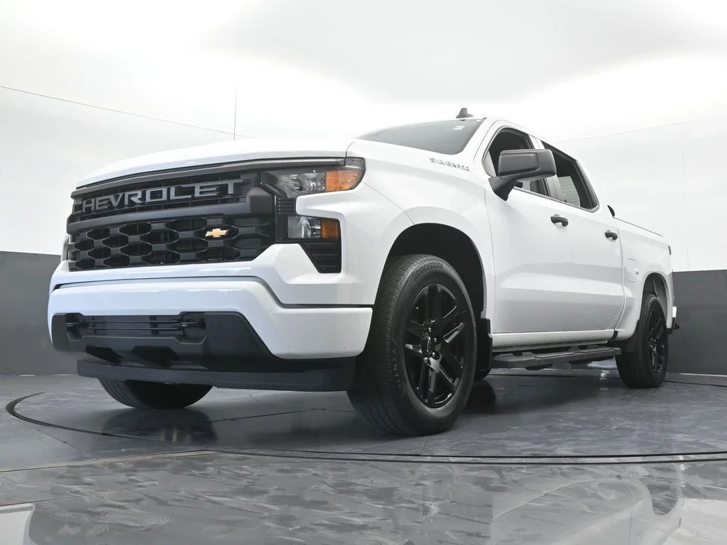 Used 2024 Summit White Chevrolet Custom image 59
